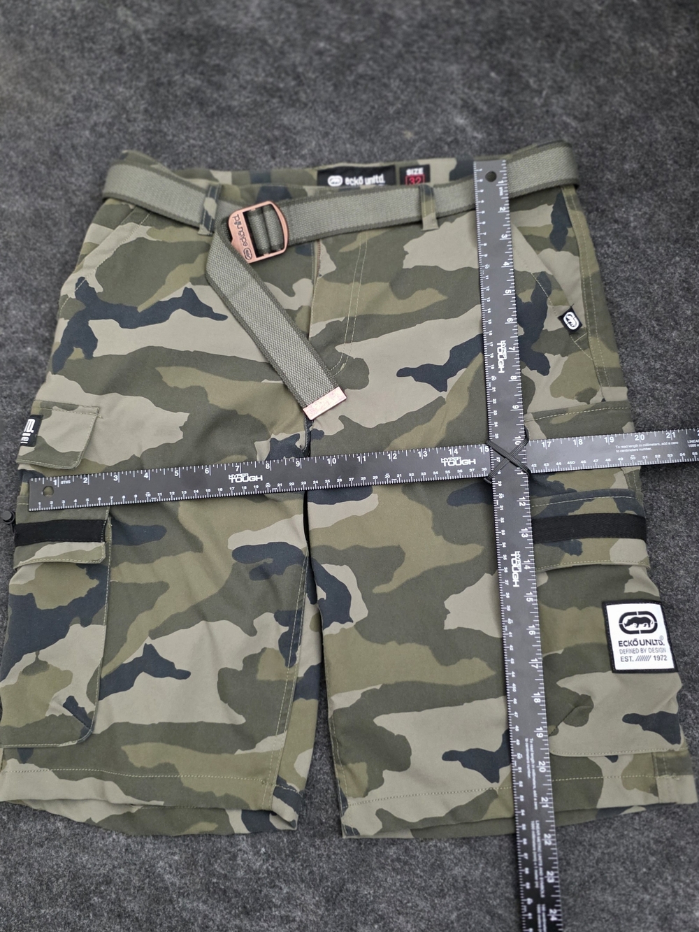 Ecko Unltd. Men's Camo Cargo Pants Belted Cargo Pockets Zip Flat Front 32